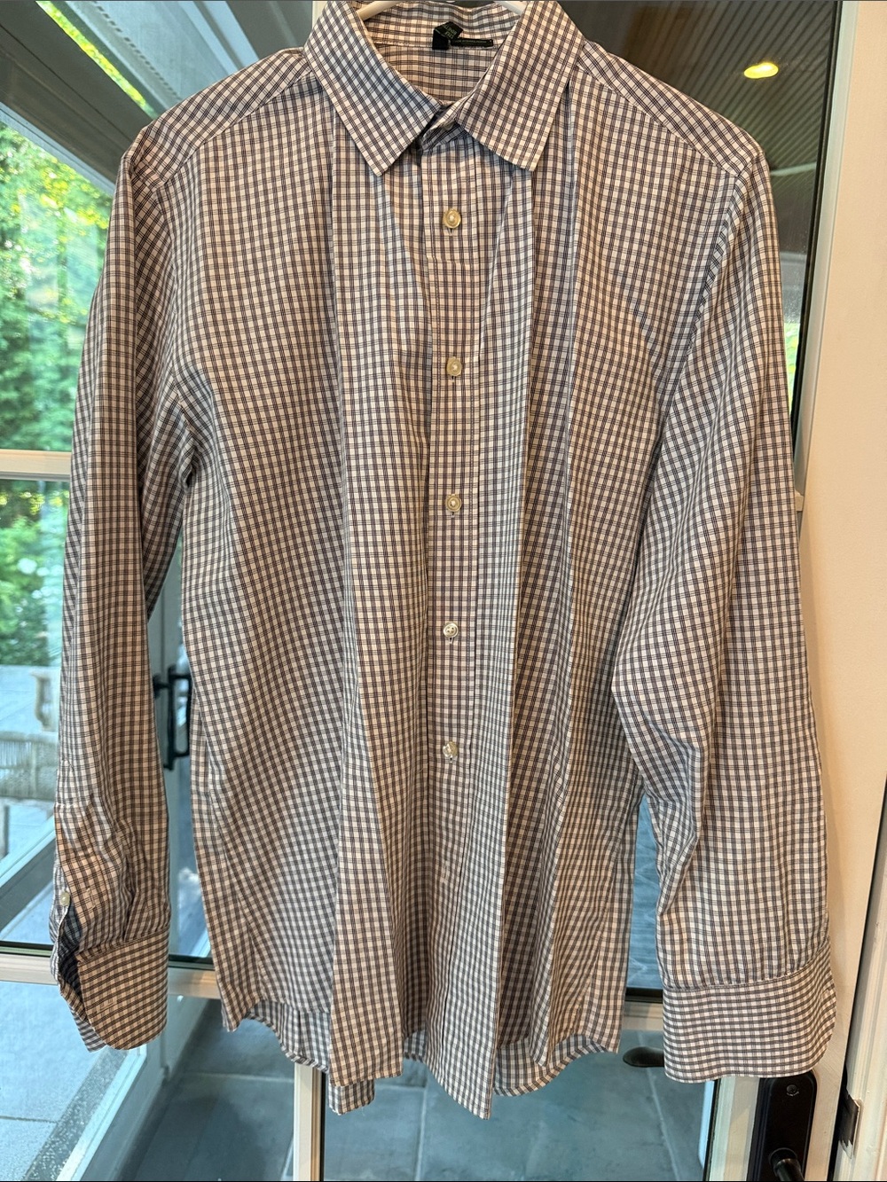 Men's Blue Gingham Long-Sleeve Dress Shirt - Classic Tailored Fit